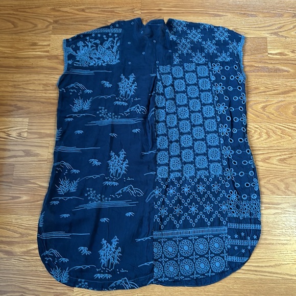 Johnny Was Winnie Patchwork Navy Blue Embroidered Tunic Size Medium - Picture 15 of 16